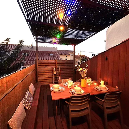 Grand T4 - 3 Chambres - Terrasse - Plage A 50M Apartment *
