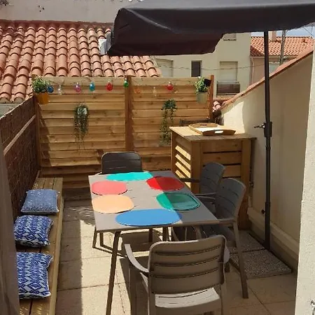 Tixador Apartment