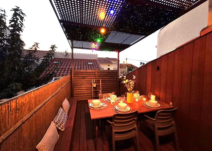 Grand T4 Lumineux - Terrasse Privee - Plage A 50M דירה *